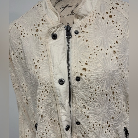 Free People Jacket Women’s Small Daisy Jane Eyelet Bomber Zip Up Ivory Boho - Picture 4 of 11